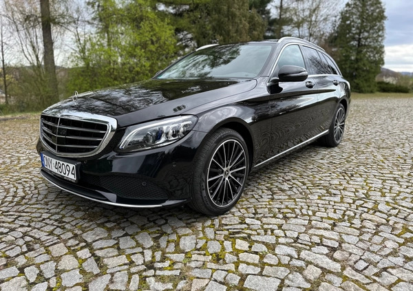 Mercedes-Benz Klasa C cena 123000 przebieg: 114000, rok produkcji 2019 z Krośniewice małe 137